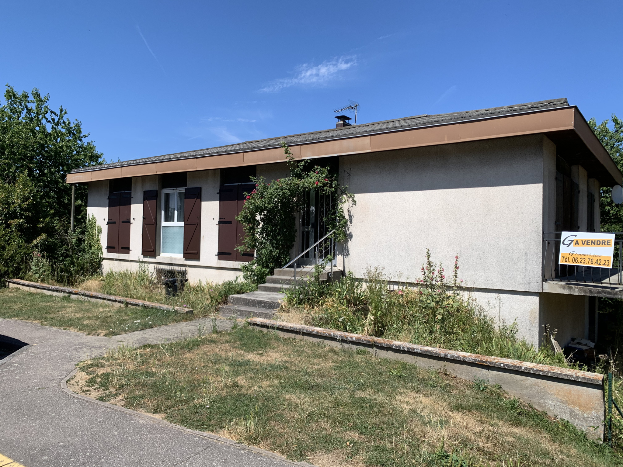 PLAIN PIEDS de 117 m2 sur sous-sol complet